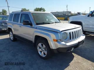 ✅ 2012 Jeep Patriot Limited • VIN: 1C4NJPCB1CD586634 • Лот: 42853917. Опубликован ранее на IAAI с пробегом 129 721 миль. Бесплатный доступ к архиву аукционных продаж из США и подробный отчёт об истории автомобиля на DreamBid. Изображение 1.