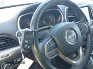 ✅ 2017 Jeep Cherokee Limited • VIN: 1C4PJMDS2HW620551 • Lot: 42227629. Wystawiony na IAAI z przebiegiem 83 643 mil. Bezpłatny archiwum sprzedaży aukcyjnych z USA i szczegółowy raport historii pojazdu na DreamBid. Zdjęcie 11.