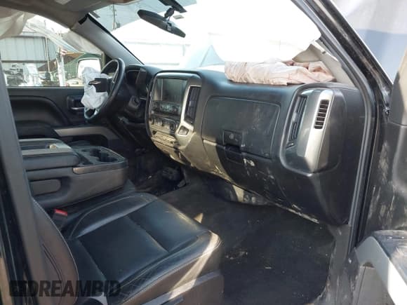 ✅ 2017 Chevrolet Silverado 1500 LT • VIN: 3GCUKREH1HG233391 • Lot: 41920315. Listed on IAAI with 112,843 mi. Free auction sales archive from the USA and detailed vehicle history report at DreamBid. Image 5.