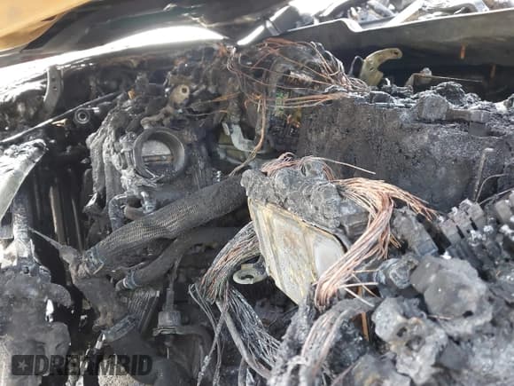 ✅ 2018 Toyota C-HR XLE • VIN: NMTKHMBX1JR020919 • Лот: 42304932. Опубликован ранее на IAAI с пробегом 72 000 миль. Бесплатный доступ к архиву аукционных продаж из США и подробный отчёт об истории автомобиля на DreamBid. Изображение 10.