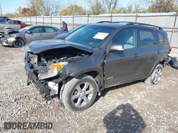 ✅ 2009 Toyota RAV4 Limited • VIN: JTMZF31V295010532 • Lot: 43675304. Listed on IAAI with 79,669 mi. Free auction sales archive from the USA and detailed vehicle history report at DreamBid. Image 2.