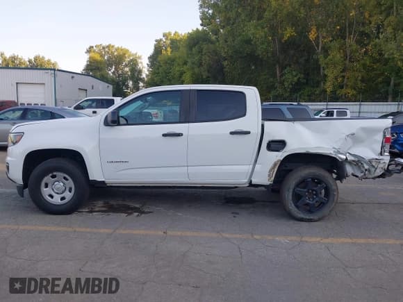 ✅ 2020 Chevrolet Colorado 2WD Work Truck • VIN: 1GCGSBEA7L1186415 • Lot: 43201106. Listed on IAAI with 131,939 mi. Free auction sales archive from the USA and detailed vehicle history report at DreamBid. Image 14.