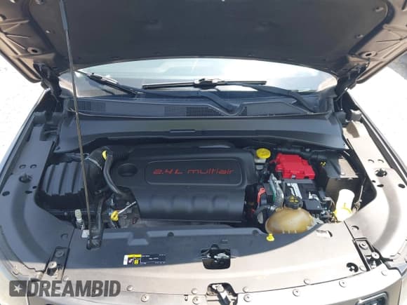 ✅ 2019 Jeep Compass Latitude • VIN: 3C4NJCBB1KT844217 • Lot: 42383746. Listed on IAAI with 123,938 mi. Free auction sales archive from the USA and detailed vehicle history report at DreamBid. Image 10.