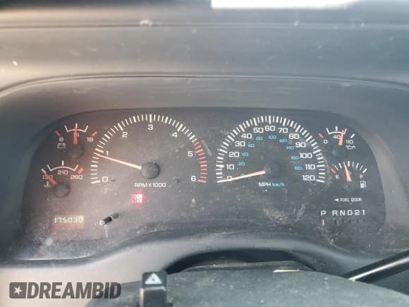 ✅ 1999 Dodge Durango • VIN: 1B4HR28Y2XF618309 • Lot: 60302875. Wystawiony na Copart z przebiegiem 175 030 mil. Bezpłatny archiwum sprzedaży aukcyjnych z USA i szczegółowy raport historii pojazdu na DreamBid. Zdjęcie 9.