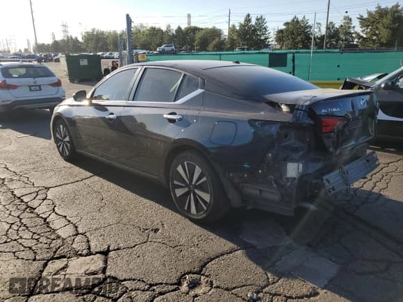 ✅ 2021 Nissan Altima SV • VIN: 1N4BL4DV8MN324910 • Lot: 68433905. Wystawiony na Copart z przebiegiem 77 737 mil. Bezpłatny archiwum sprzedaży aukcyjnych z USA i szczegółowy raport historii pojazdu na DreamBid. Zdjęcie 2.