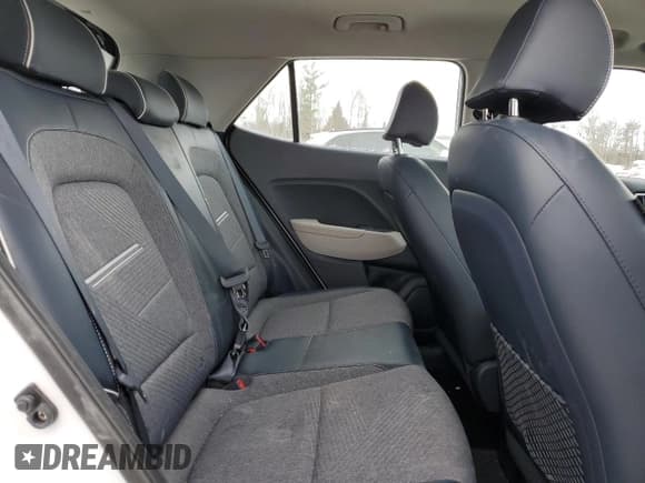 ✅ 2022 Hyundai Venue SEL • VIN: KMHRC8A33NU205829 • Lot: 46024315. Listed on Copart with 82,977 mi. Free auction sales archive from the USA and detailed vehicle history report at DreamBid. Image 11.