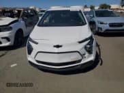 ✅ 2022 Chevrolet Bolt EV 2LT • VIN: 1G1FX6S09N4133533 • Lot: 69432854. Wystawiony na Copart z przebiegiem 18 041 mil. Bezpłatny archiwum sprzedaży aukcyjnych z USA i szczegółowy raport historii pojazdu na DreamBid. Zdjęcie 5.