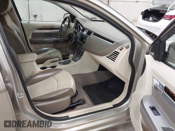 ✅ 2008 Chrysler Sebring • VIN: 1C3LD66MX8N128425 • Lot: 43270944. Listed on IAAI with Not provided. Free auction sales archive from the USA and detailed vehicle history report at DreamBid. Image 5.