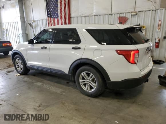 ✅ 2022 Ford Explorer • VIN: 1FMSK7BH8NGA18125 • Lot: 52242975. Wystawiony na Copart z przebiegiem 35 127 mil. Bezpłatny archiwum sprzedaży aukcyjnych z USA i szczegółowy raport historii pojazdu na DreamBid. Zdjęcie 2.