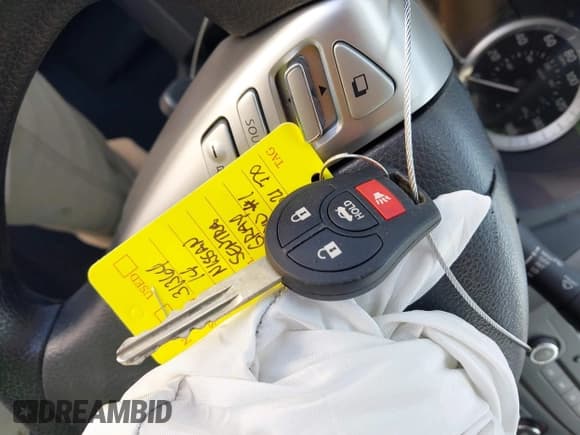 ✅ 2014 Nissan Sentra SL • VIN: 3N1AB7AP6EY341065 • Лот: 42325329. Опубликован ранее на IAAI с пробегом 96 550 миль. Бесплатный доступ к архиву аукционных продаж из США и подробный отчёт об истории автомобиля на DreamBid. Изображение 11.