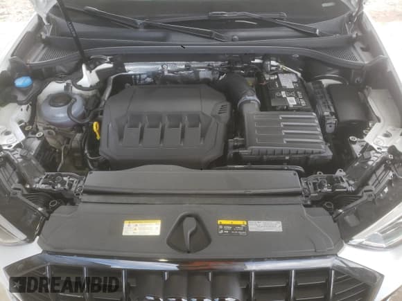 ✅ 2025 Audi Q3 S line Premium Plus • VIN: WA1EECF35S1046862 • Lot: 89723285. Wystawiony na Copart z przebiegiem 3 011 mil. Bezpłatny archiwum sprzedaży aukcyjnych z USA i szczegółowy raport historii pojazdu na DreamBid. Zdjęcie 12.