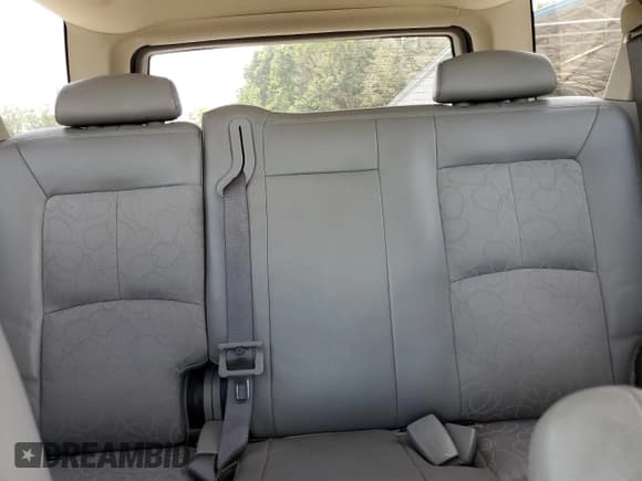 ✅ 2005 Saturn VUE • VIN: 5GZCZ63485S807316 • Lot: 59966365. Wystawiony na Copart z przebiegiem 128 020 mil. Bezpłatny archiwum sprzedaży aukcyjnych z USA i szczegółowy raport historii pojazdu na DreamBid. Zdjęcie 10.