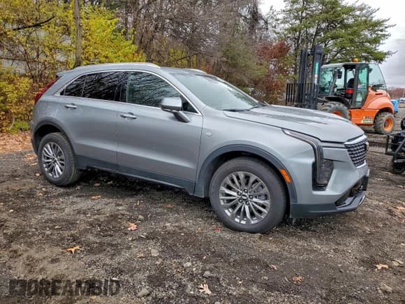 ✅ 2024 Cadillac XT4 FWD Premium Luxury • VIN: 1GYFZCR41RF214779 • Lot: 94327855. Wystawiony na Copart z przebiegiem 36 377 mil. Bezpłatny archiwum sprzedaży aukcyjnych z USA i szczegółowy raport historii pojazdu na DreamBid. Zdjęcie 4.