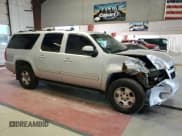 ✅ 2014 Chevrolet Suburban LT • VIN: 1GNSKJE77ER120211 • Lot: 62469424. Wystawiony na Copart z przebiegiem 213 282 mil. Bezpłatny archiwum sprzedaży aukcyjnych z USA i szczegółowy raport historii pojazdu na DreamBid. Zdjęcie 4.