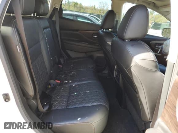 ✅ 2022 Nissan Murano Platinum • VIN: 5N1AZ2DJ9NC107574 • Lot: 53733474. Wystawiony na Copart z przebiegiem 21 712 mil. Bezpłatny archiwum sprzedaży aukcyjnych z USA i szczegółowy raport historii pojazdu na DreamBid. Zdjęcie 11.