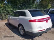 ✅ 2010 Lincoln MKT EcoBoost • VIN: 2LMHJ5AT8ABJ15015 • Lot: 43211840. Wystawiony na IAAI z przebiegiem 154 775 mil. Bezpłatny archiwum sprzedaży aukcyjnych z USA i szczegółowy raport historii pojazdu na DreamBid. Zdjęcie 3.