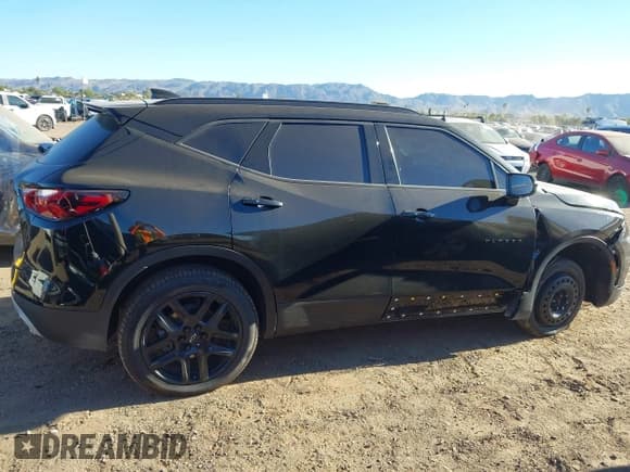 ✅ 2021 Chevrolet Blazer LT • VIN: 3GNKBDR43MS556891 • Lot: 43889695. Listed on IAAI with 52,834 mi. Free auction sales archive from the USA and detailed vehicle history report at DreamBid. Image 14.