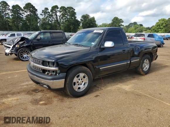 ✅ 2000 Chevrolet Silverado 1500 LS • VIN: 1GCEC14T5YZ168330 • Лот: 71237754. Опубликован ранее на Copart с пробегом Не указан. Бесплатный доступ к архиву аукционных продаж из США и подробный отчёт об истории автомобиля на DreamBid. Изображение 1.