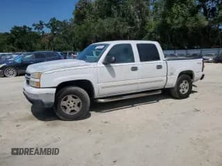 ✅ 2006 Chevrolet Silverado 1500 LT1 • VIN: 2GCEK13TX61174635 • Lot: 70474285. Listed on Copart with 311,246 mi. Free auction sales archive from the USA and detailed vehicle history report at DreamBid. Image 1.