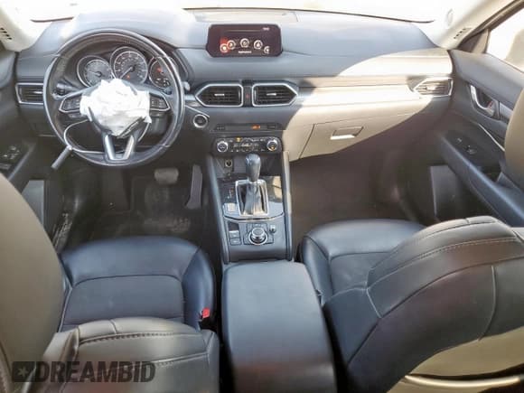 ✅ 2018 Mazda CX-5 Touring • VIN: JM3KFBCM8J0354472 • Lot: 81673625. Wystawiony na Copart z przebiegiem 117 056 mil. Bezpłatny archiwum sprzedaży aukcyjnych z USA i szczegółowy raport historii pojazdu na DreamBid. Zdjęcie 8.