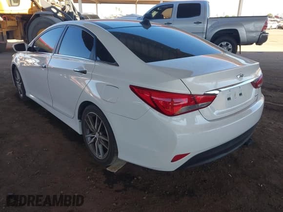 ✅ 2014 Hyundai Sonata SE • VIN: 5NPEC4AC3EH942549 • Lot: 43627208. Listed on IAAI with 98,093 mi. Free auction sales archive from the USA and detailed vehicle history report at DreamBid. Image 3.