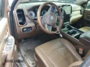 ✅ 2022 Ram 2500 Longhorn • VIN: 3C6UR5GL9NG131877 • Lot: 50762525. Wystawiony na Copart z przebiegiem Nie podano. Bezpłatny archiwum sprzedaży aukcyjnych z USA i szczegółowy raport historii pojazdu na DreamBid. Zdjęcie 8.