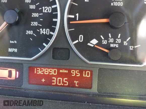 ✅ 2005 BMW 3 Series 330Ci • VIN: WBABW53455PJ96919 • Lot: 42812751. Listed on IAAI with 132,890 mi. Free auction sales archive from the USA and detailed vehicle history report at DreamBid. Image 7.