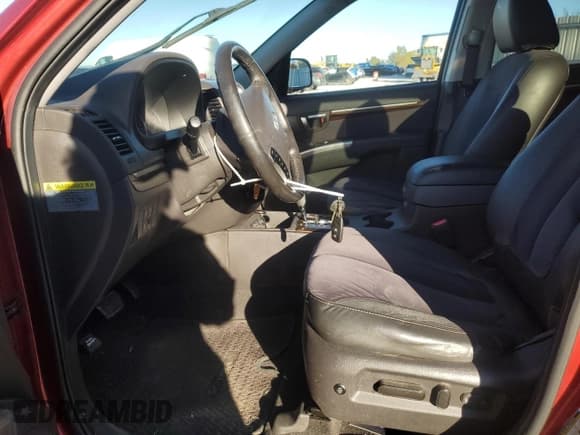 ✅ 2010 Hyundai Santa Fe SE • VIN: 5NMSHDAG7AH348383 • Lot: 82447355. Listed on Copart with 151,940 mi. Free auction sales archive from the USA and detailed vehicle history report at DreamBid. Image 7.