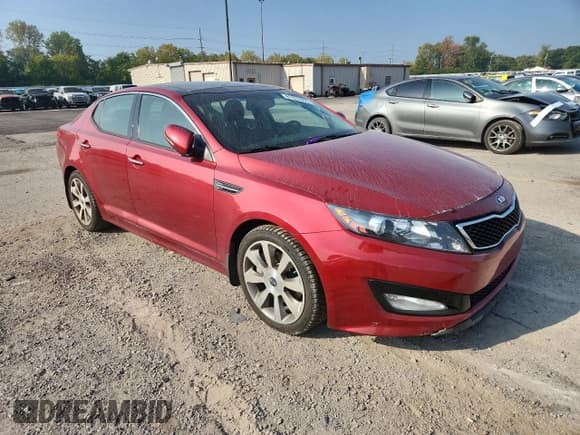 ✅ 2013 Kia Optima SX • VIN: 5XXGR4A61DG109506 • Lot: 81033955. Listed on Copart with 82,161 mi. Free auction sales archive from the USA and detailed vehicle history report at DreamBid. Image 4.