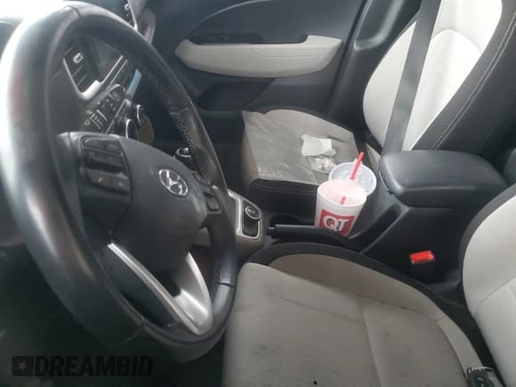 ✅ 2021 Hyundai Venue SEL • VIN: KMHRC8A35MU070870 • Лот: 43411475. Опубликован ранее на Copart с пробегом Не указан. Бесплатный доступ к архиву аукционных продаж из США и подробный отчёт об истории автомобиля на DreamBid. Изображение 7.