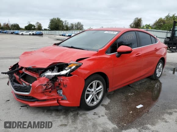 ✅ 2018 Chevrolet Cruze LT • VIN: 1G1BE5SM8J7106463 • Lot: 72635782. Listed on Copart with 94,759 mi. Free auction sales archive from the USA and detailed vehicle history report at DreamBid. Image 1.