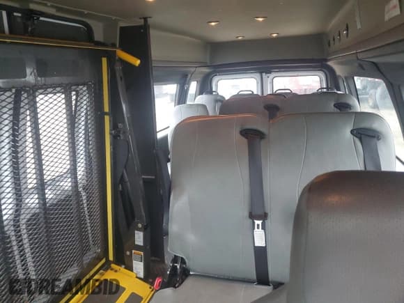 ✅ 2014 Ford Econoline Cargo Commercial • VIN: 1FTNS2EW2EDA97596 • Lot: 54776635. Listed on Copart with 54,236 mi. Free auction sales archive from the USA and detailed vehicle history report at DreamBid. Image 10.