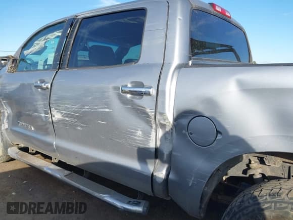 ✅ 2013 Toyota Tundra • VIN: 5TFEY5F13DX138365 • Lot: 41720177. Listed on IAAI with 138,078 mi. Free auction sales archive from the USA and detailed vehicle history report at DreamBid. Image 18.