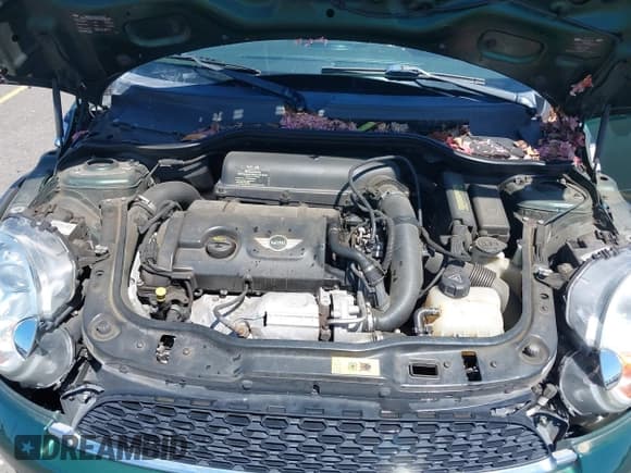 ✅ 2011 MINI Hardtop S • VIN: WMWSV3C52BTY15561 • Lot: 42349891. Wystawiony na IAAI z przebiegiem 101 061 mil. Bezpłatny archiwum sprzedaży aukcyjnych z USA i szczegółowy raport historii pojazdu na DreamBid. Zdjęcie 10.