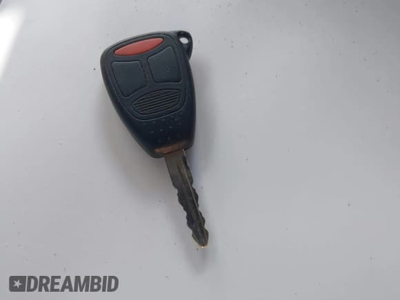 ✅ 2006 Dodge Durango SLT • VIN: 1D4HB48N56F190892 • Lot: 43765191. Wystawiony na IAAI z przebiegiem 299 612 mil. Bezpłatny archiwum sprzedaży aukcyjnych z USA i szczegółowy raport historii pojazdu na DreamBid. Zdjęcie 11.