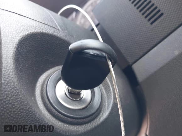 ✅ 2011 Ford Escape Limited • VIN: 1FMCU0EG6BKB53668 • Lot: 43738805. Listed on IAAI with 285,889 mi. Free auction sales archive from the USA and detailed vehicle history report at DreamBid. Image 11.