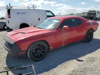 2015 Dodge Challenger R/T z VIN 2C3CDZAT1FH707986, wystawiony jako Copart lot #71866895 z przebiegiem 80 392 mil mil oraz Szkoda całkowita • Salvage title. Historia ofert i sprzedaży dostępna na DreamBid. Obrazek 1.