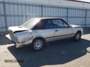 ✅ 1989 BMW 3 Series • VIN: WBABB2308K8864242 • Лот: 72472654. Опубликован ранее на Copart с пробегом 124 243 миль. Бесплатный доступ к архиву аукционных продаж из США и подробный отчёт об истории автомобиля на DreamBid. Изображение 3.