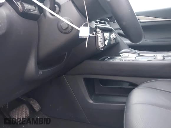 ✅ 2024 Infiniti QX60 Luxe • VIN: 5N1DL1FR5RC333256 • Lot: 42368396. Listed on IAAI with 19,661 mi. Free auction sales archive from the USA and detailed vehicle history report at DreamBid. Image 11.