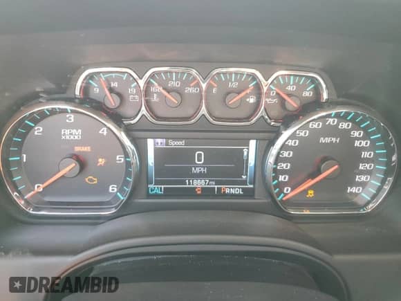 2018 Chevrolet Suburban LT z VIN 1GNSKHKC7JR129589, wystawiony jako Copart lot #62144164 z przebiegiem 118 667 mil mil oraz Szkoda całkowita • Salvage title. Historia ofert i sprzedaży dostępna na DreamBid. Obrazek 9.