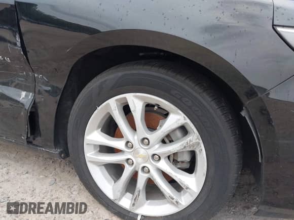 2018 Chevrolet Malibu LT с VIN 1G1ZD5ST7JF188099, выставлен на аукционе IAAI как лот 43335471 с пробегом 7 705 миль миль и . История ставок и продаж доступна на DreamBid. Изображение 19.