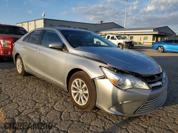 2015 Toyota Camry SE с VIN 4T1BF1FK2FU935782, выставлен на аукционе Copart как лот 84227795 с пробегом 114 003 миль миль и Списание • Salvage title. История ставок и продаж доступна на DreamBid. Изображение 4.