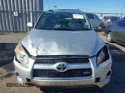✅ 2009 Toyota RAV4 Limited • VIN: JTMBK31V09D009267 • Лот: 43560520. Опубликован ранее на IAAI с пробегом 239 374 миль. Бесплатный доступ к архиву аукционных продаж из США и подробный отчёт об истории автомобиля на DreamBid. Изображение 12.