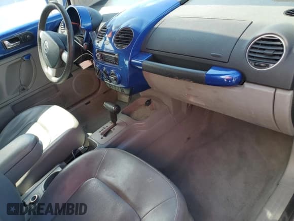 ✅ 2007 Volkswagen Beetle • VIN: 3VWRW31C37M512906 • Lot: 56718745. Listed on Copart with 148,796 mi. Free auction sales archive from the USA and detailed vehicle history report at DreamBid. Image 8.