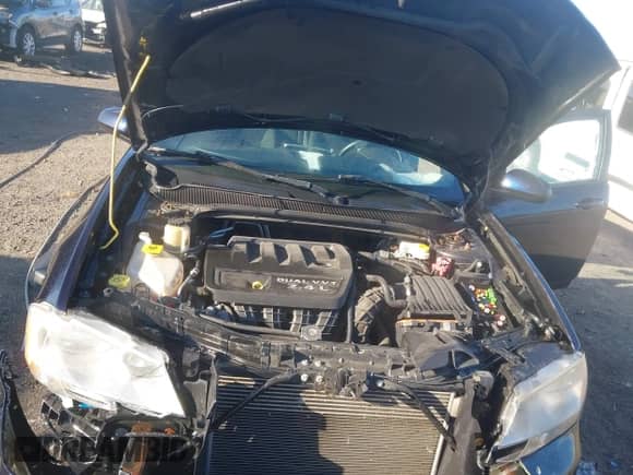 ✅ 2011 Dodge Avenger Mainstreet • VIN: 1B3BD1FB6BN584925 • Лот: 41728776. Опубликован ранее на IAAI с пробегом 126 917 миль. Бесплатный доступ к архиву аукционных продаж из США и подробный отчёт об истории автомобиля на DreamBid. Изображение 10.