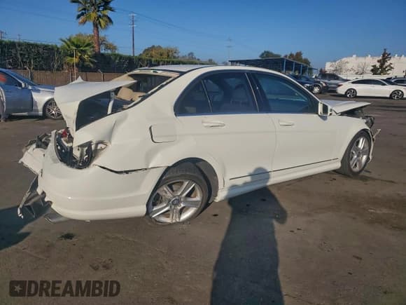 ✅ 2010 Mercedes-Benz C 300 Sport • VIN: WDDGF5EB2AF370729 • Lot: 94959095. Listed on Copart with 109,646 mi. Free auction sales archive from the USA and detailed vehicle history report at DreamBid. Image 3.