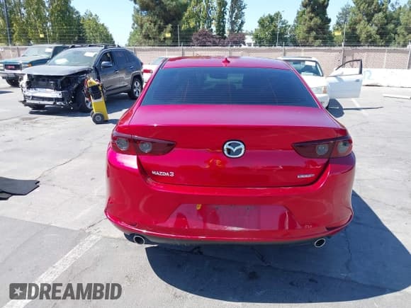 ✅ 2019 Mazda 3 Preferred • VIN: 3MZBPADL8KM108264 • Lot: 37511790. Listed on IAAI with 52,943 mi. Free auction sales archive from the USA and detailed vehicle history report at DreamBid. Image 17.