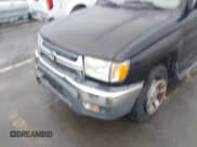 ✅ 2002 Toyota 4Runner SR5 • VIN: JT3GN86R720228704 • Lot: 43769470. Listed on IAAI with 176,296 mi. Free auction sales archive from the USA and detailed vehicle history report at DreamBid. Image 6.