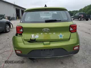 2020 Hyundai Venue SE z VIN KMHRB8A31LU040783, wystawiony jako Copart lot #57383814 z przebiegiem 48 298 mil mil oraz Szkoda całkowita • Salvage title. Historia ofert i sprzedaży dostępna na DreamBid. Obrazek 6.