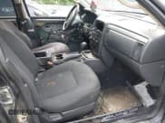 ✅ 2004 Jeep Grand Cherokee Laredo • VIN: 1J4GX48S54C174216 • Lot: 42248380. Wystawiony na IAAI z przebiegiem 280 492 mil. Bezpłatny archiwum sprzedaży aukcyjnych z USA i szczegółowy raport historii pojazdu na DreamBid. Zdjęcie 5.